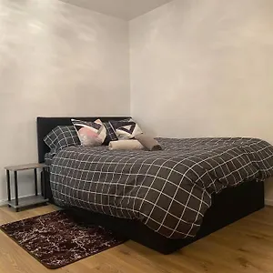 https://2-bedroom-flat-camberwell-grove.cambridgehotelsuk.com