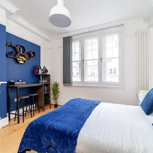 https://cannon-street-studios.cambridgehotelsuk.com